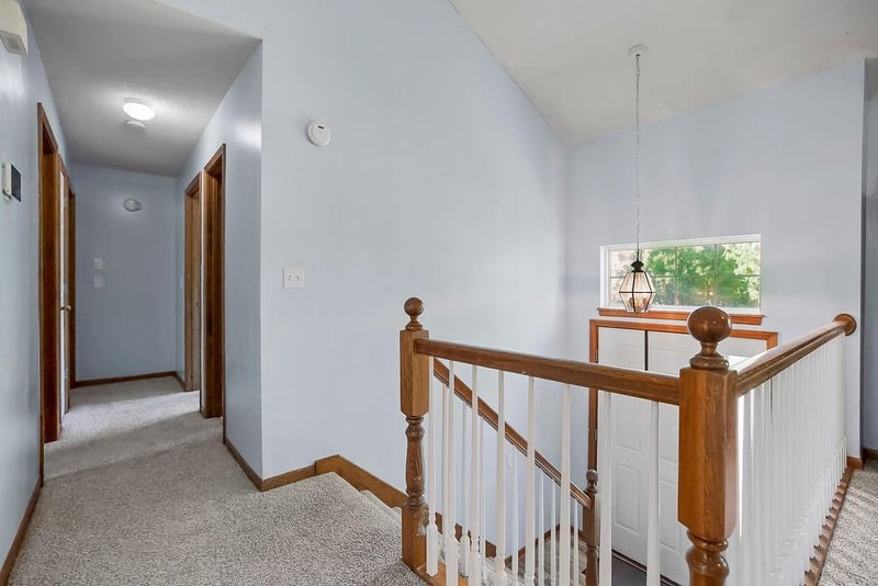 1405 Magnolia Dr, Greenwood, MO 64034