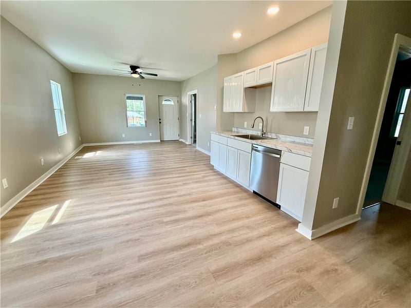 2003 Jefferson St, Lexington, MO 64067