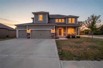 10838 N Bristol Ave, Kansas City, MO 64156