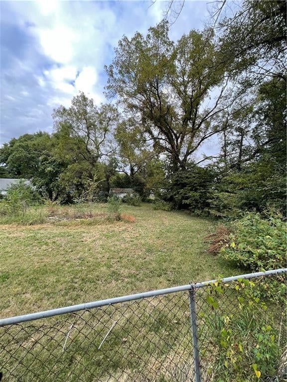 College Ave, Kansas City, MO 64132