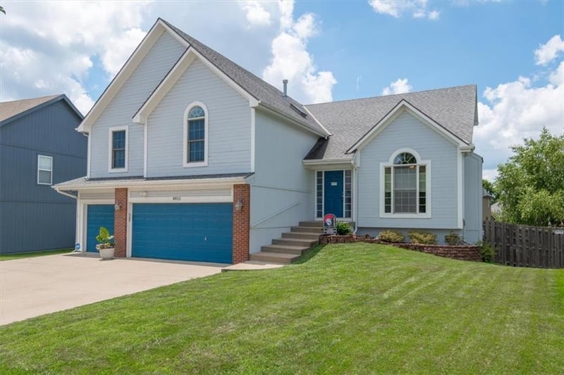 8812 Cosby Ave, Kansas City, MO 64154