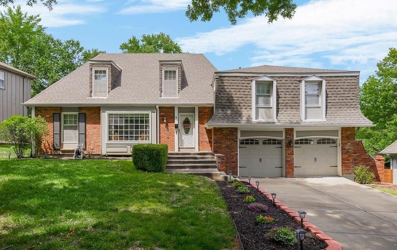 46 E 106th St, Kansas City, MO 64114
