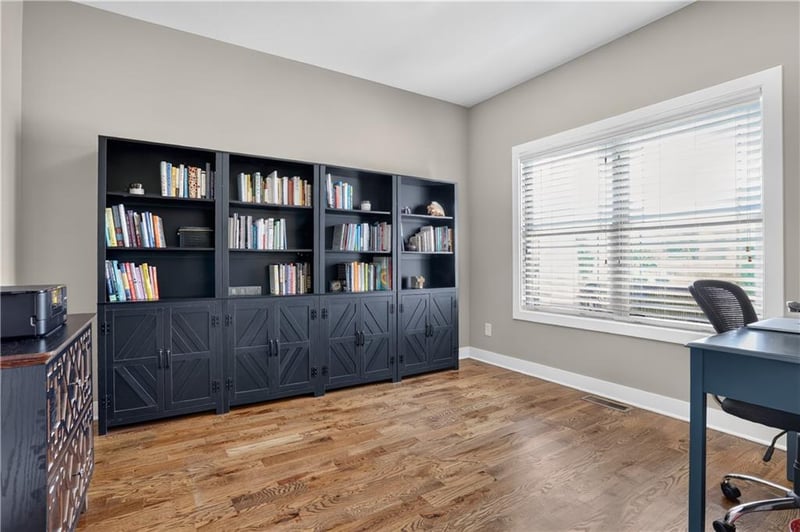 9220 Dawn Ave, Kansas City, MO 64154