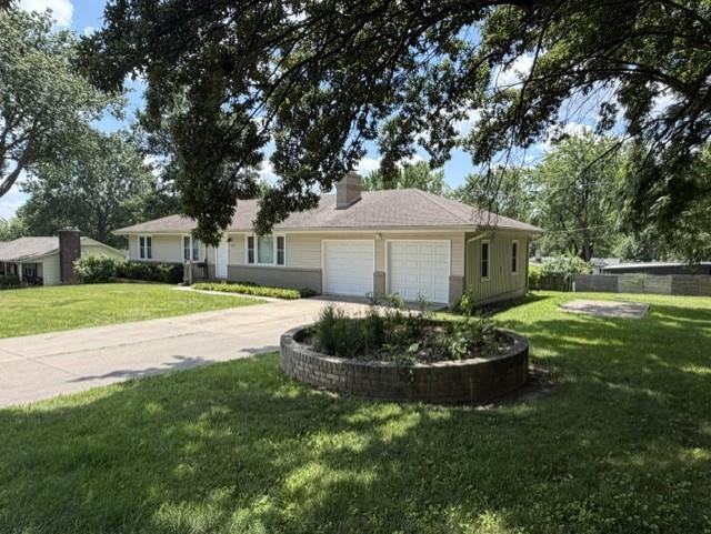10201 69th St, Merriam, KS 66203