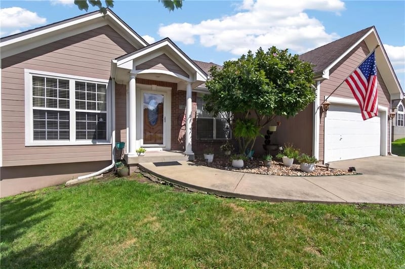 1408 Bridget Blvd, Pleasant Hill, MO 64080