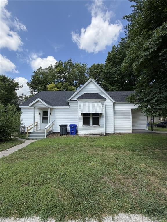 1022 E 9th St, Sedalia, MO 65301