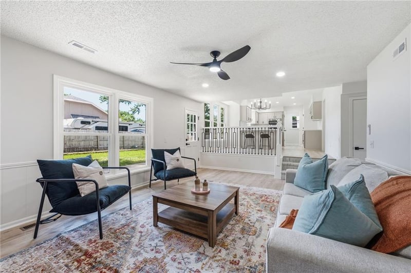 15529 W 146th St, Olathe, KS 66062