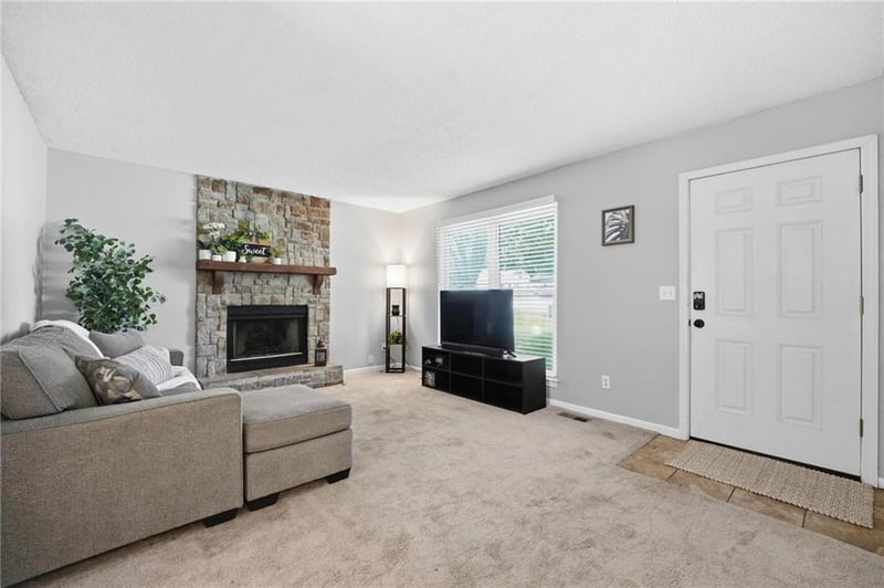 11411 N Walnut St, Kansas City, MO 64155