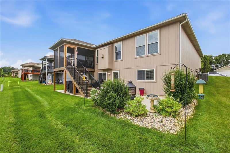 1819 Keenan St, Independence, MO 64058