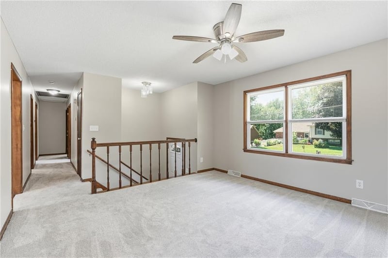 2309 17th St, Leavenworth, KS 66048