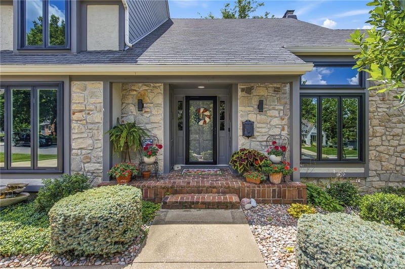 12130 Bluejacket St, Overland Park, KS 66213