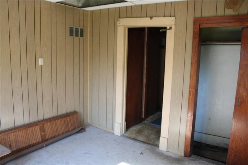 118 Oak St, Mulberry, KS 66756