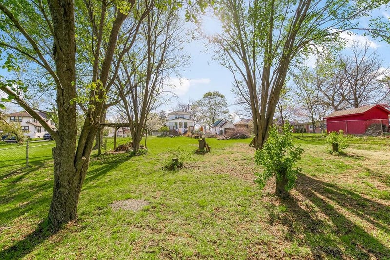 308 8th St, Plattsburg, MO 64477