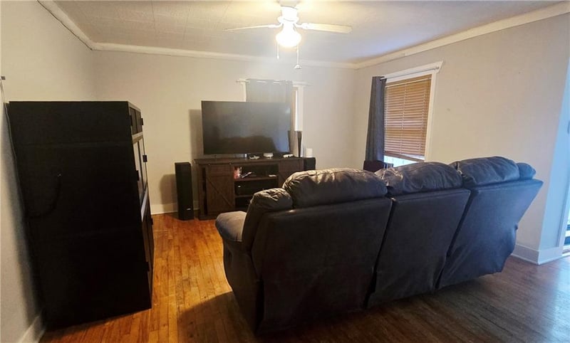 211 22nd St, Pittsburg, KS 66762