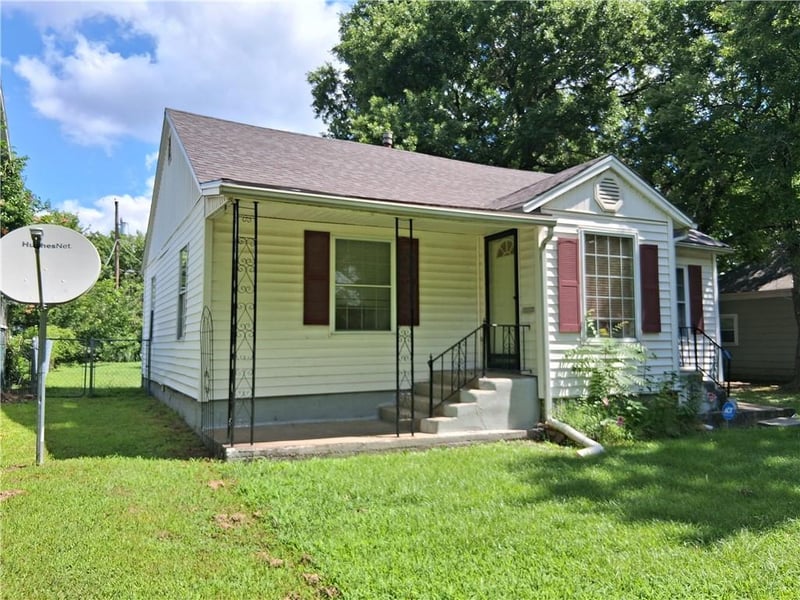 211 22nd St, Pittsburg, KS 66762