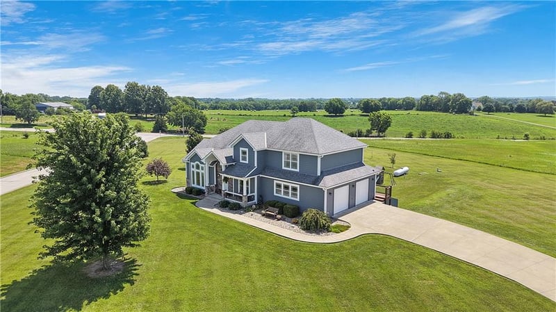 14691 Lewis Ave, Liberty, MO 64068