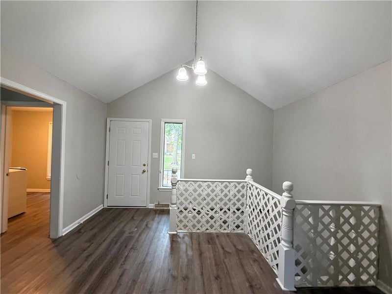 201 Princeton Pl, Blue Springs, MO 64014