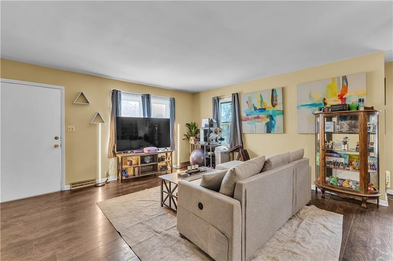2918 9th St, St Joseph, MO 64505
