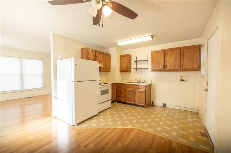 3530 53rd St, Kansas City, MO 64119