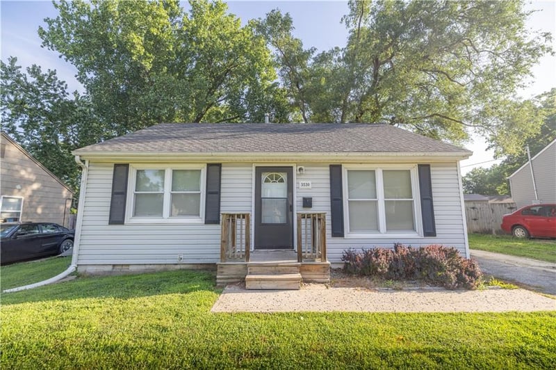 3530 53rd St, Kansas City, MO 64119