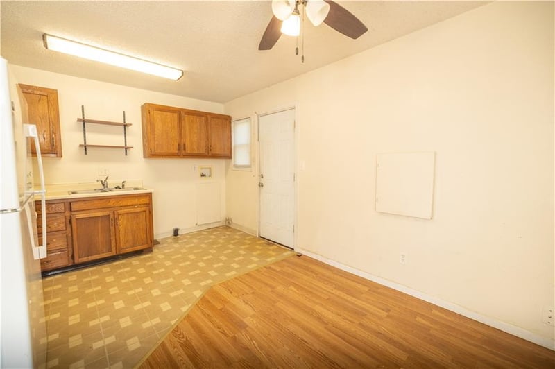 3530 53rd St, Kansas City, MO 64119