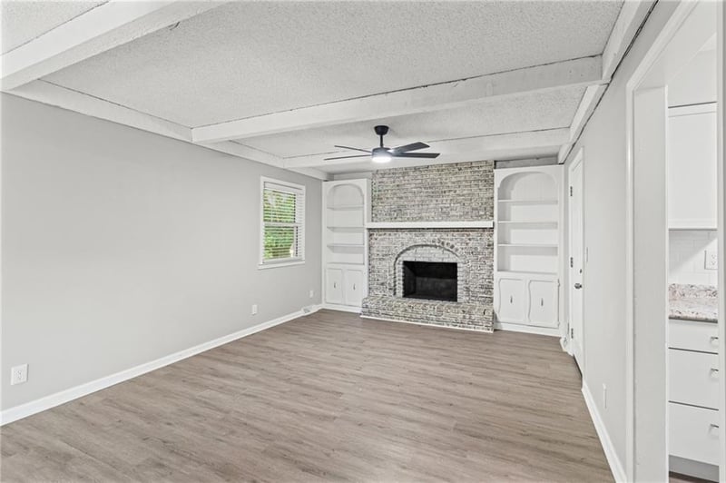 403 Kingsley Ave, Liberty, MO 64068