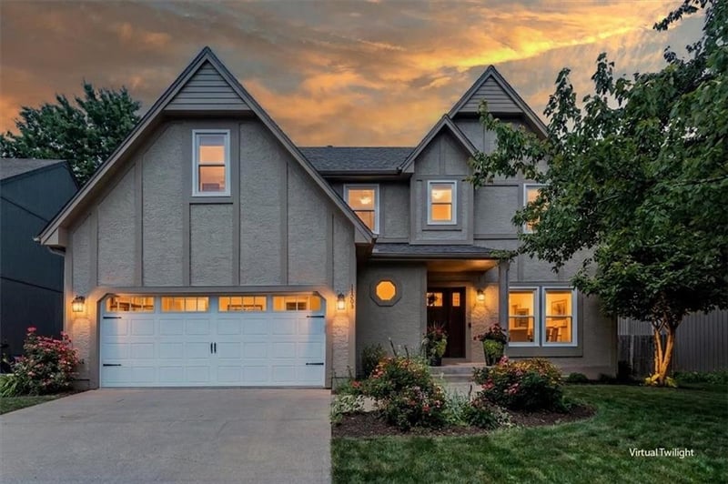 11208 117th St, Overland Park, KS 66210