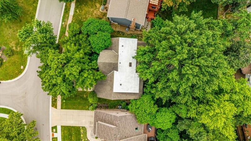 11530 Carter St, Overland Park, KS 66210