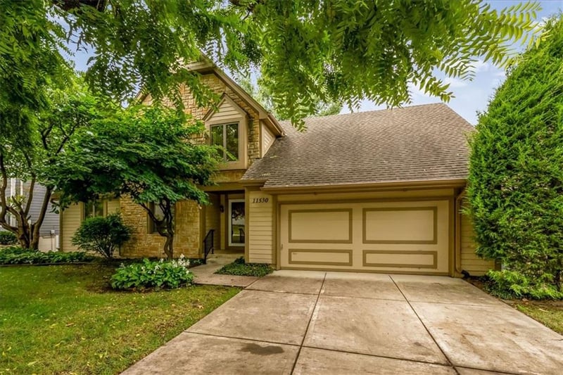 11530 Carter St, Overland Park, KS 66210