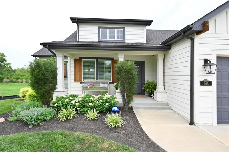 7035 Ewing Ave, Kansas City, MO 64119