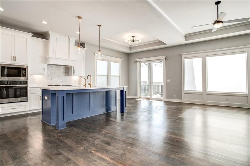 613 Brummel Rd, Lee's Summit, MO 64081