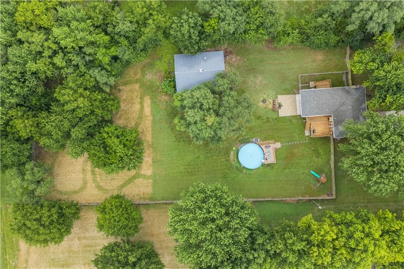 13968 Mcintyre Rd, Leavenworth, KS 66048
