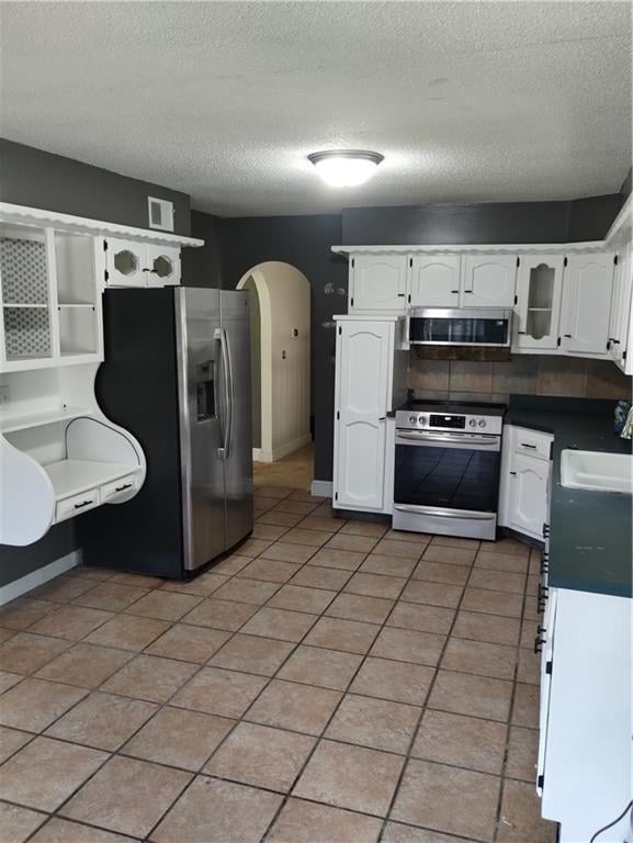 16405 Spring Valley Rd, Belton, MO 64012