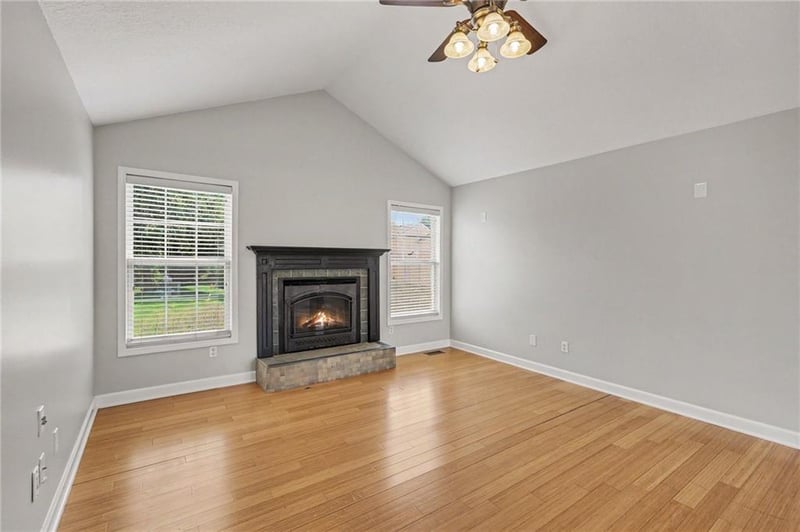 8285 Revere Ave, Kansas City, MO 64151