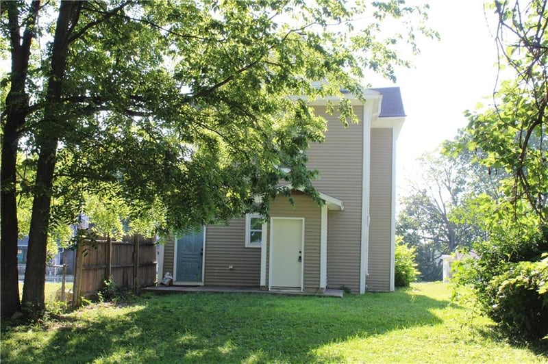 1216 Main St, Independence, MO 64055