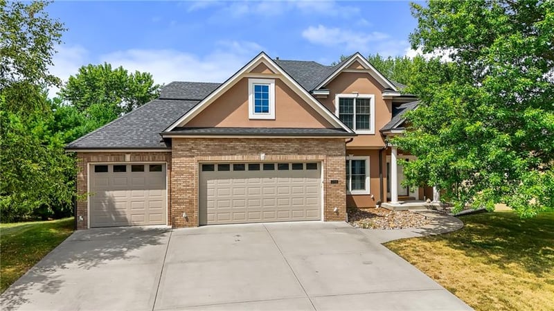 2108 Prairie Creek Dr, Kearney, MO 64060