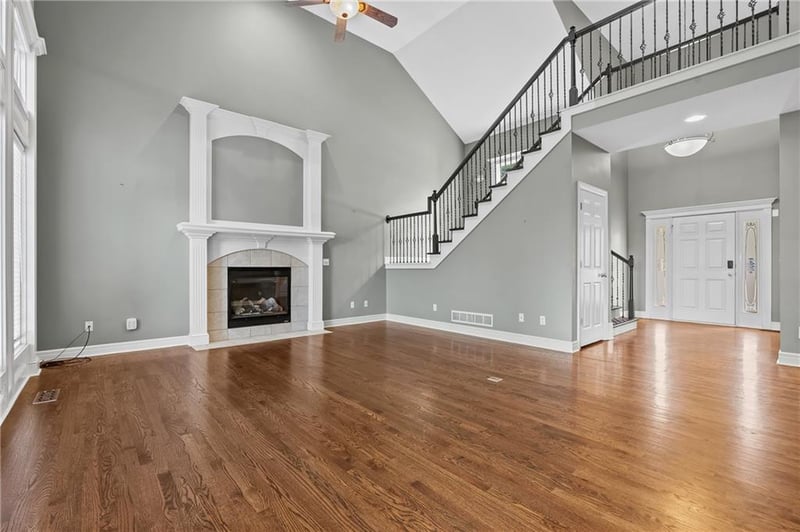 2108 Prairie Creek Dr, Kearney, MO 64060