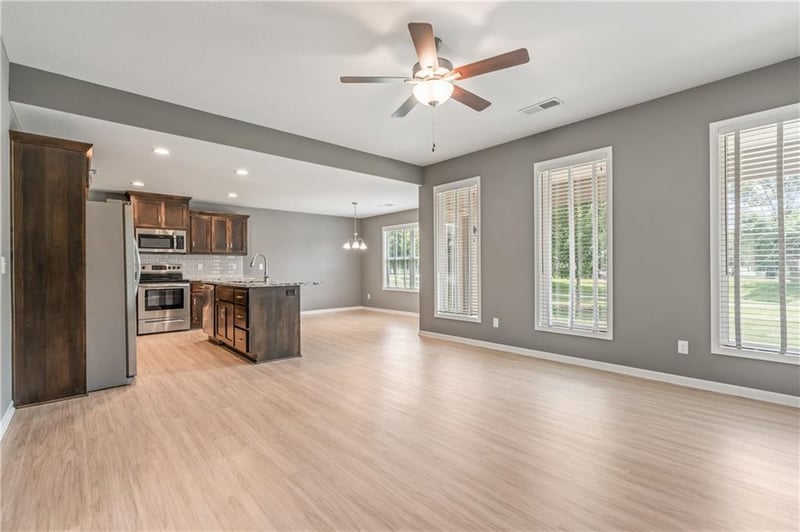 116 Sivley St, Peculiar, MO 64078