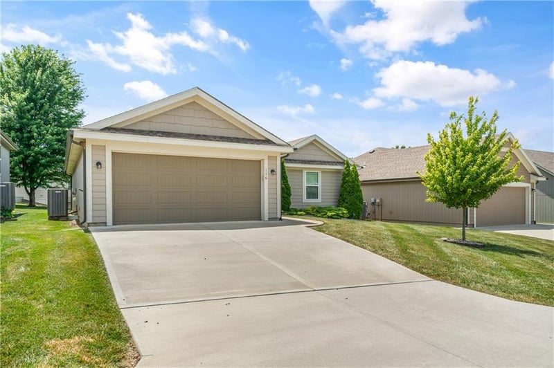 116 Sivley St, Peculiar, MO 64078
