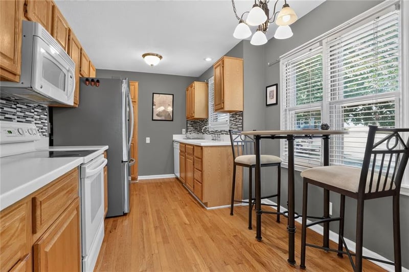 5317 50th Ter, Roeland Park, KS 66205