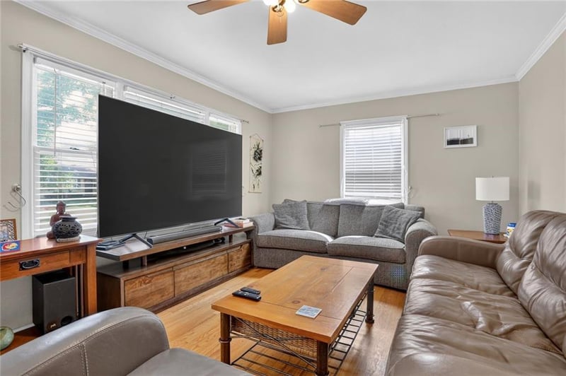 5317 50th Ter, Roeland Park, KS 66205