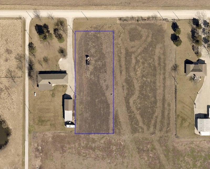 19281 167th St, Olathe, KS 66062