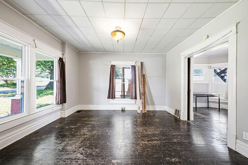 3316 Renick St, St Joseph, MO 64507