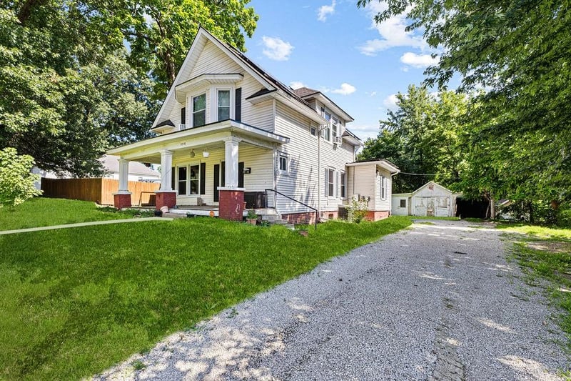 3316 Renick St, St Joseph, MO 64507