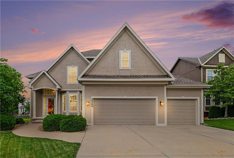 22504 55th Ter, Shawnee, KS 66226