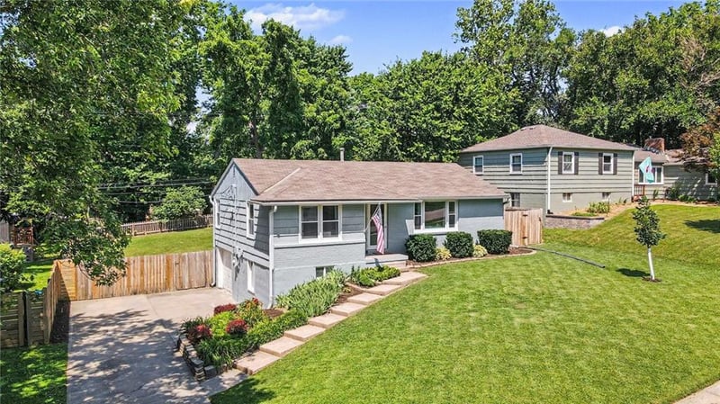 6000 Goodman St, Merriam, KS 66202