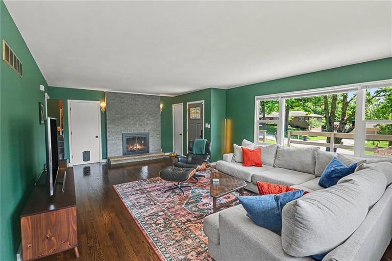 5808 Hutson Rd, Kansas City, MO 64151