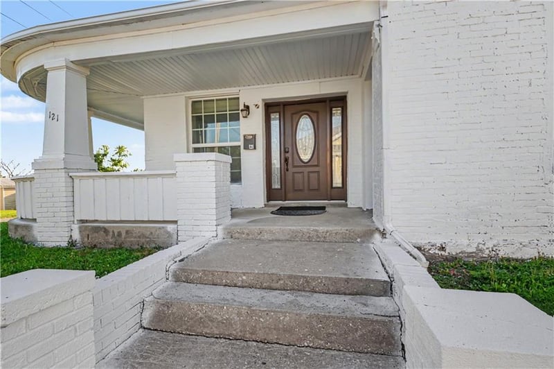 121 Water St, Milan, MO 63556