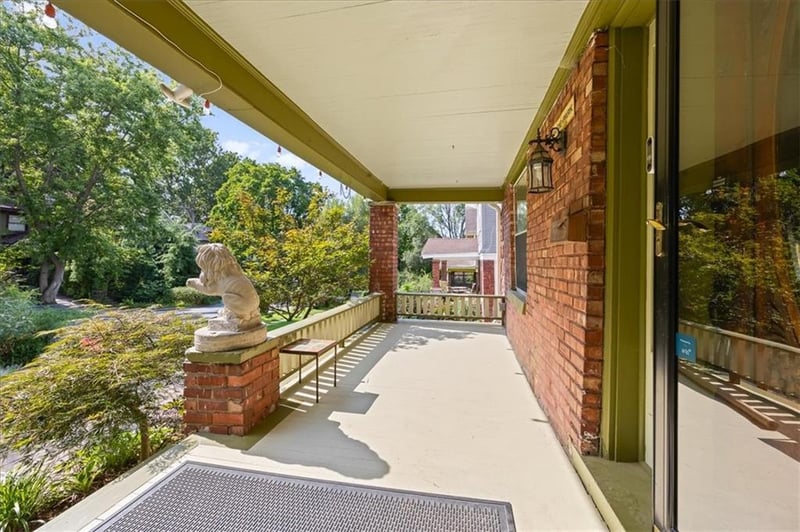 4310 Campbell St, Kansas City, MO 64110