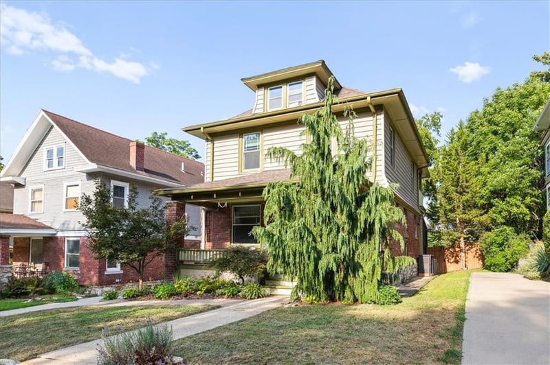 4310 Campbell St, Kansas City, MO 64110